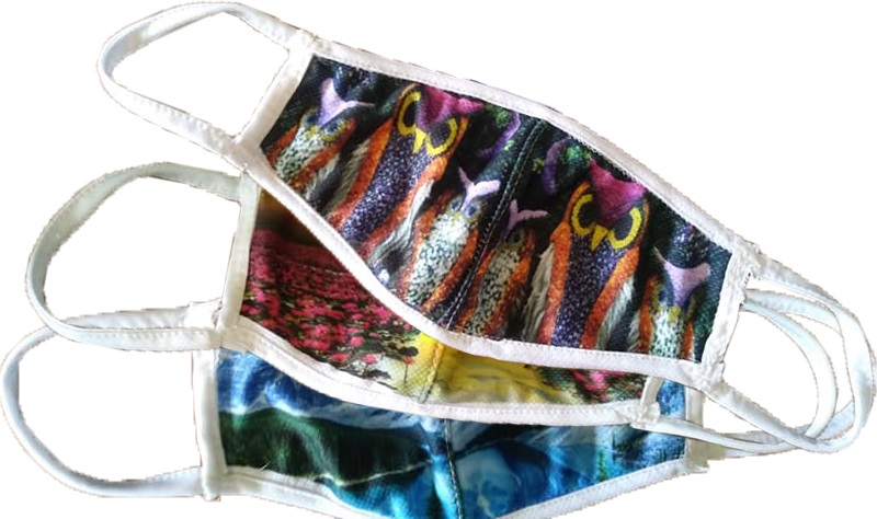 3 Cubrebocas sublimadas con diferentes paisajes.